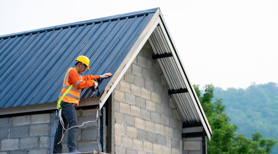 Expert Emergency Roof Repairs services in Talmage, NE